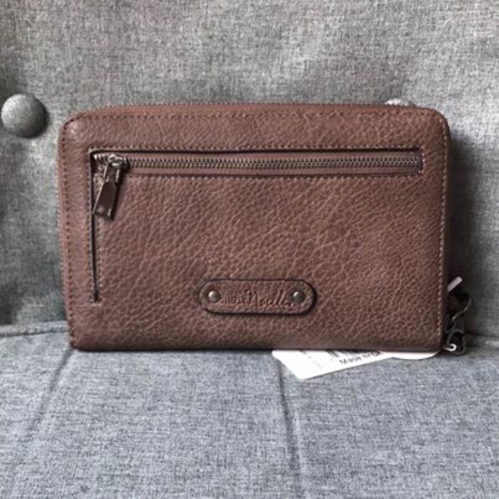 Wallet - Picture 2 of 3